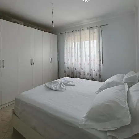 Apartamento Your Tirana *